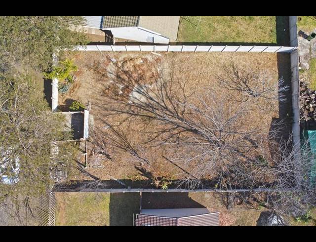 LAND FOR SALE IN BRACKENHURST